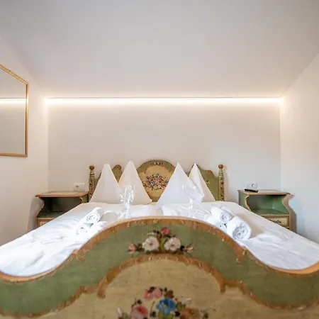Della Creta Hotel 3*